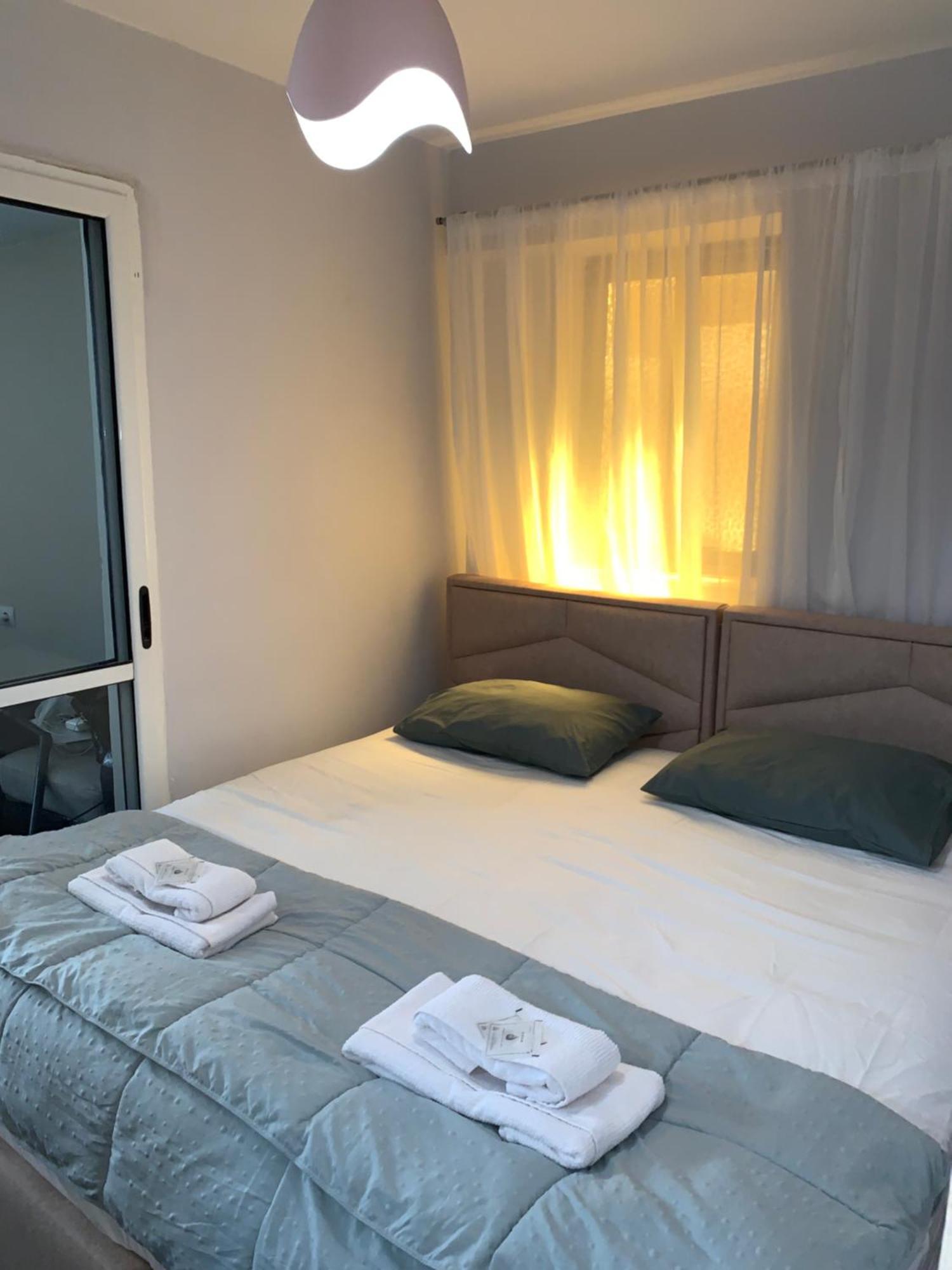 Citynest Apartments, 3-Minute Walk From The Skanderbeg Square Tiranë Eksteriør bilde
