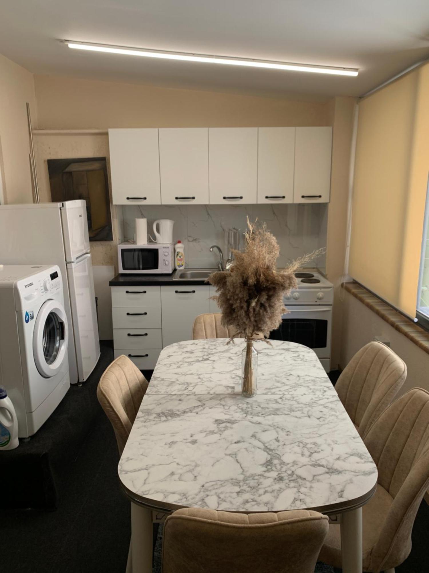 Citynest Apartments, 3-Minute Walk From The Skanderbeg Square Tiranë Eksteriør bilde