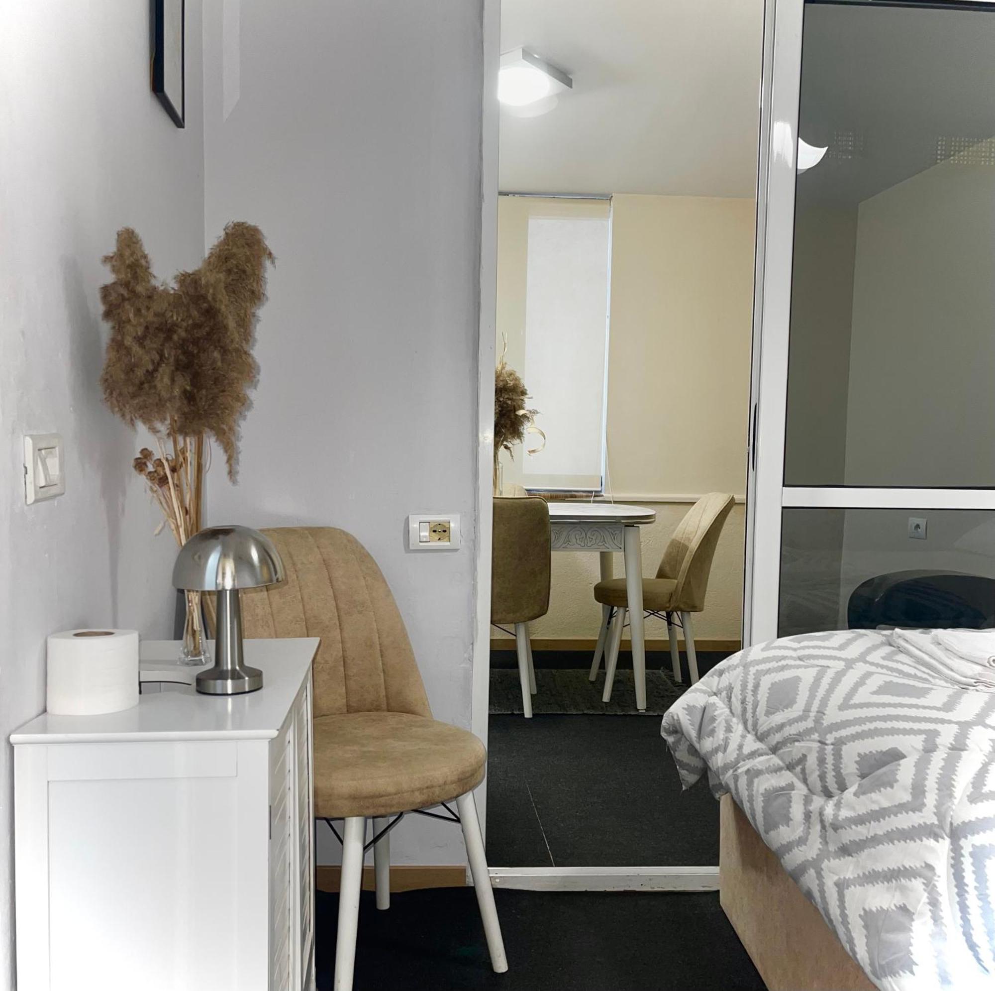 Citynest Apartments, 3-Minute Walk From The Skanderbeg Square Tiranë Eksteriør bilde